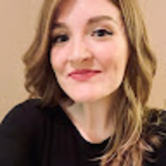 Meet your Posher, Deanna - Picture 1 of 1